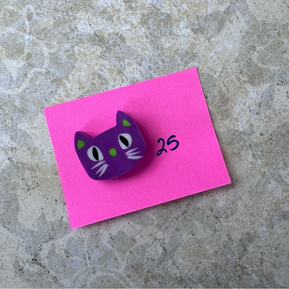 Halloween Themed Mini Erasers #2 - Picture 5 of 9